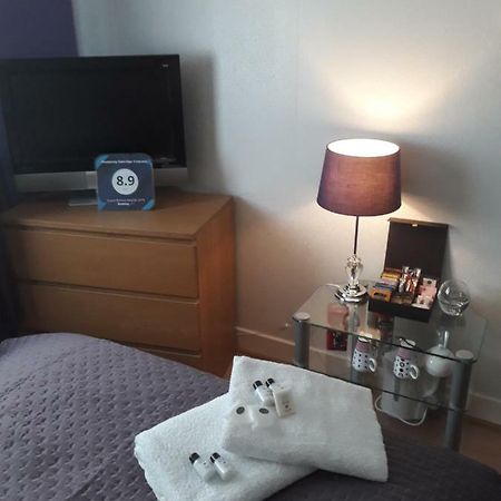 Homestay Oakridge Crescent ペイズリー エクステリア 写真
