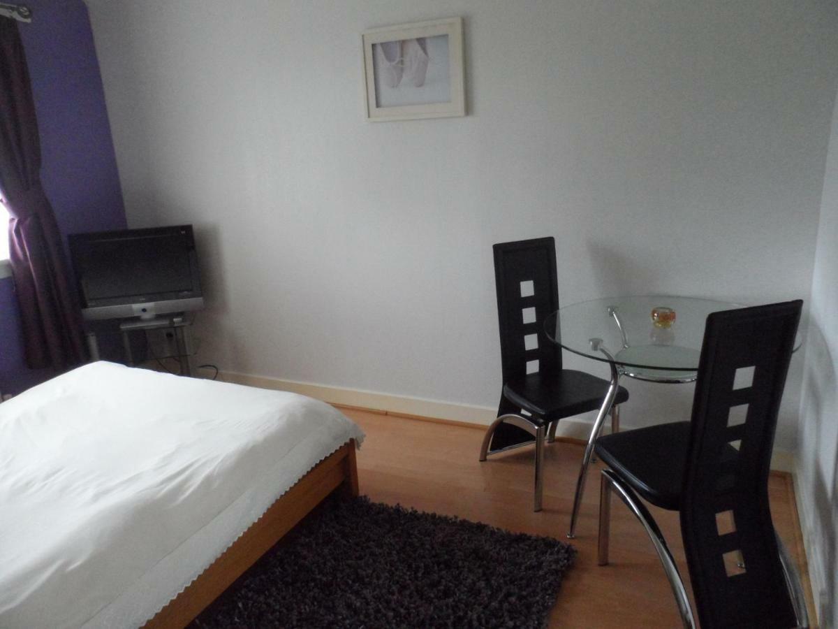 Homestay Oakridge Crescent ペイズリー エクステリア 写真